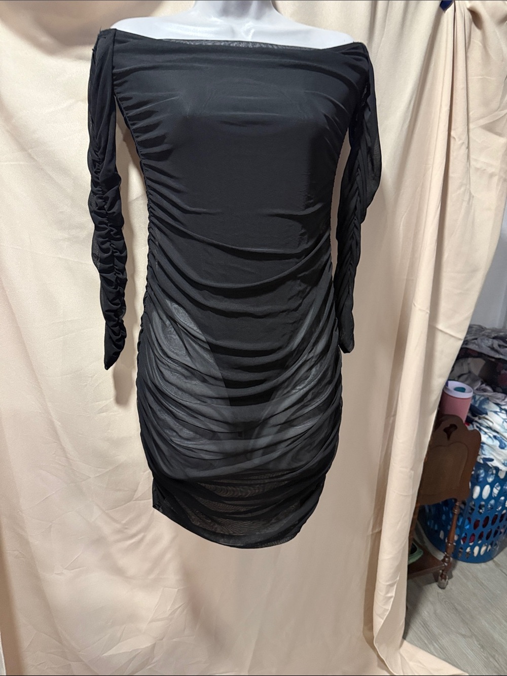 Black Ruched Off-Shoulder Bodycon Dress